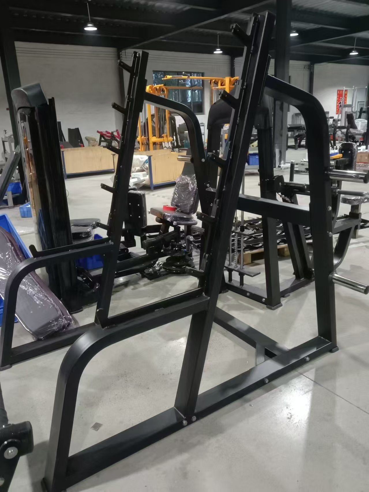 Squat Rack Power Cage, Plate L - Heavy Equipment Gym recensione e prezzo
